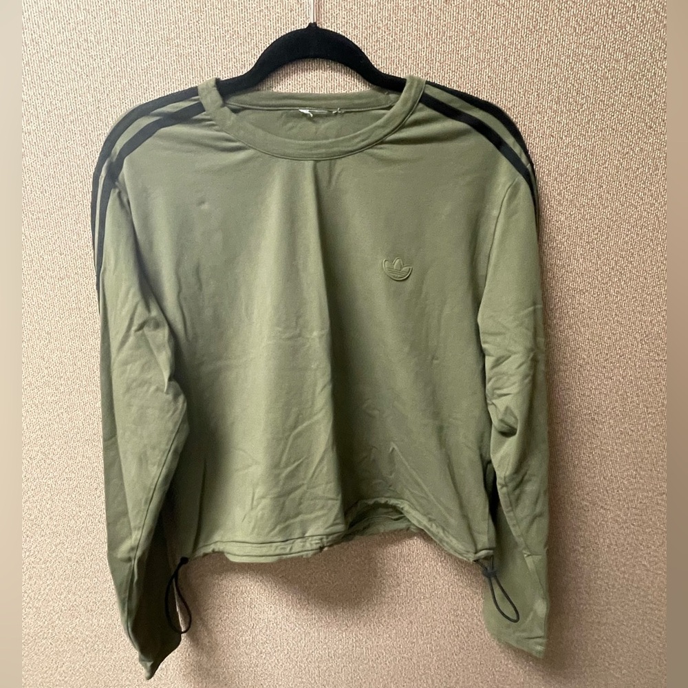 Women Adidas Green Crop Sweatshirt Relaxed Fit, Size Medium
